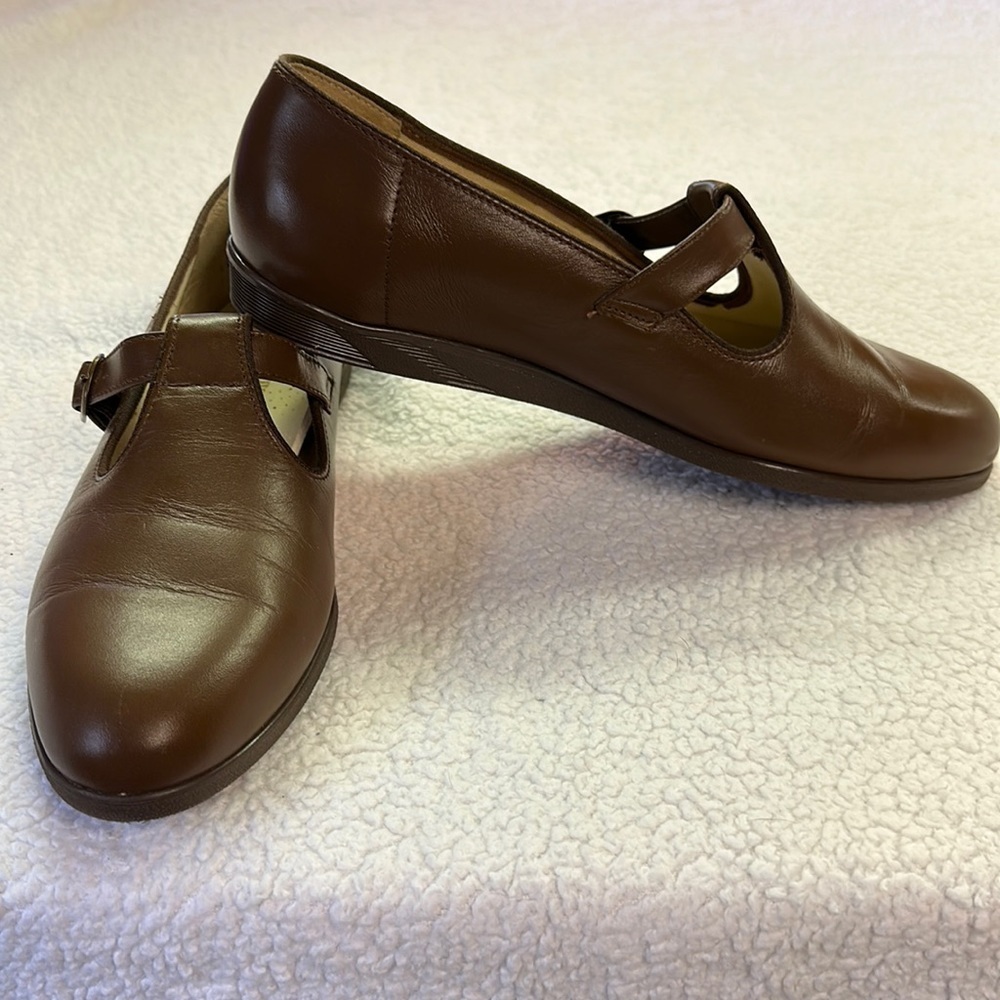 Soft Spots All Day Comfort Brown Mary Jane Strap Shoes 11 NARROW